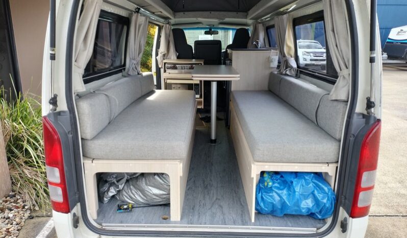 2012 Toyota HiAce Camper PopTop full