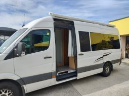 2017 Winnebago Mercedes Campervan 23ft full