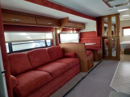 2011 Winnebago Longreach Twin Slide-out Motorhome full