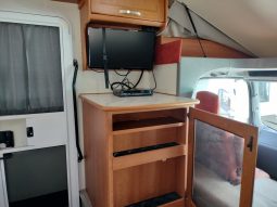 2011 Winnebago Longreach Twin Slide-out Motorhome full