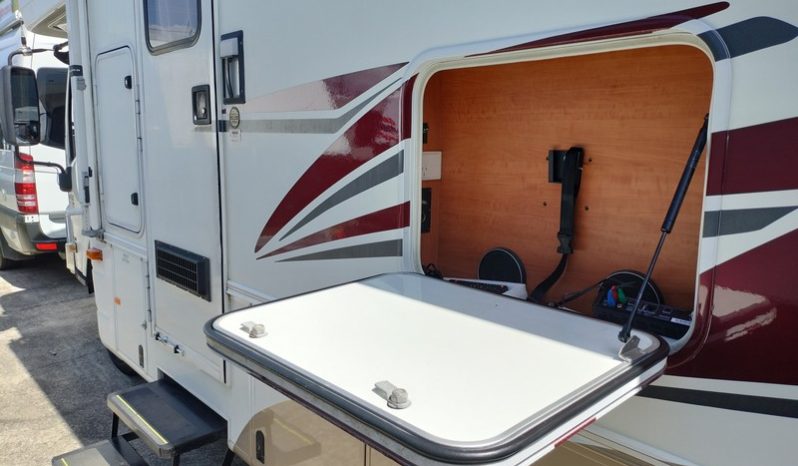 2011 Winnebago Longreach Twin Slide-out Motorhome full