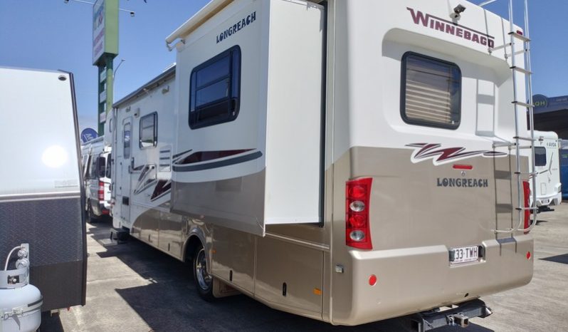 2011 Winnebago Longreach Twin Slide-out Motorhome full