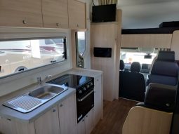 2021 Suncamper Sovereign Motorhome 23ft full