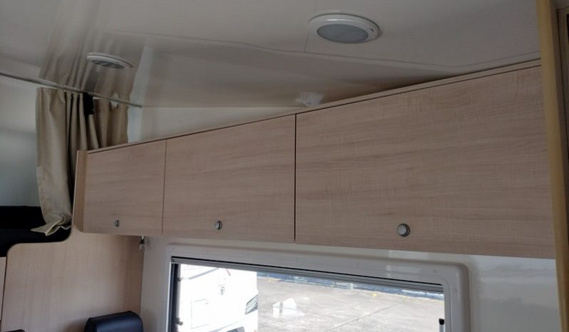 2021 Suncamper Sovereign Motorhome 23ft full