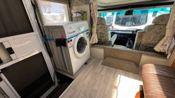 2007 Winnebago Alpine 30ft. full