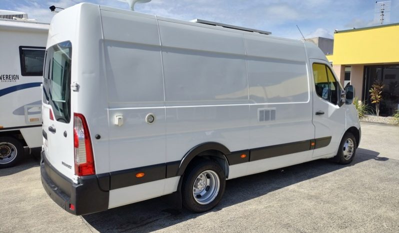 2015 Renault Master Campervan 19ft full