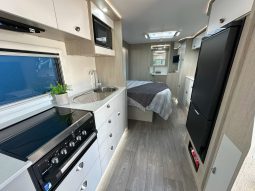 2025 Willow Ironbark 622 – 21ft. Slide-out full