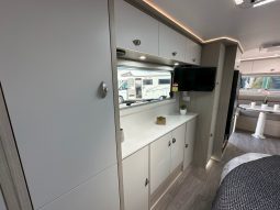 2025 Willow Ironbark 622 – 21ft. Slide-out full