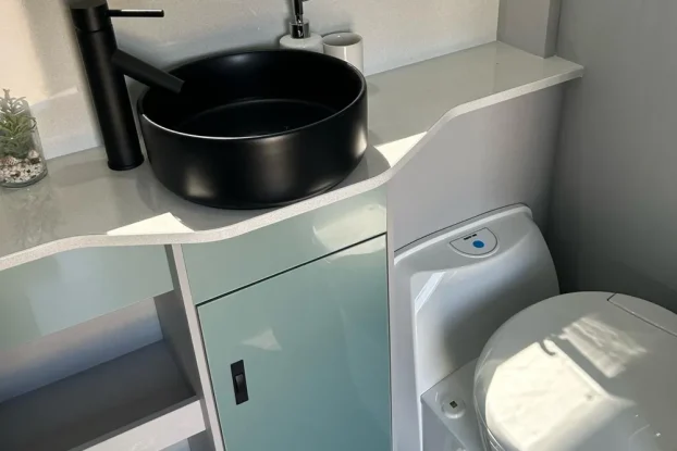 Kauri.Toilet2