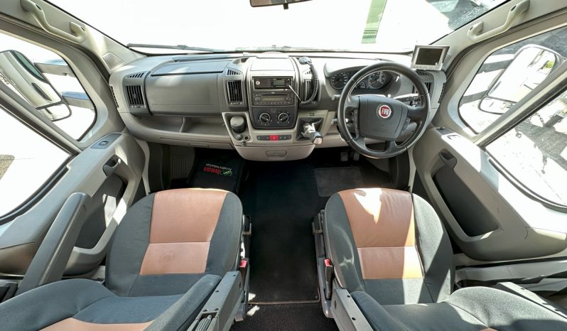 2010 Winnebago Birdsville Elite full