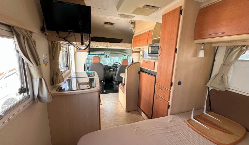 2010 Winnebago Birdsville Elite full