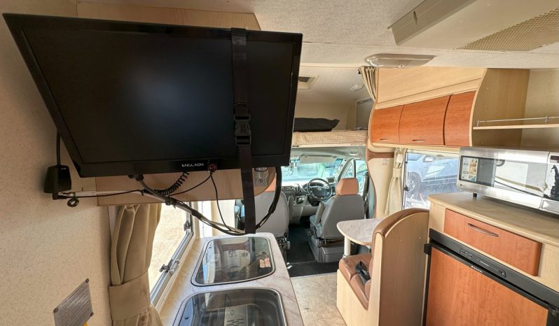 2010 Winnebago Birdsville Elite full