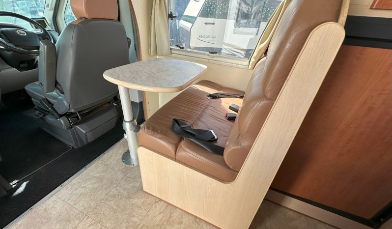 2010 Winnebago Birdsville Elite full