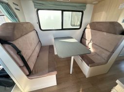 2010 Winnebago Birdsville Elite full