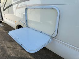 2010 Winnebago Birdsville Elite full