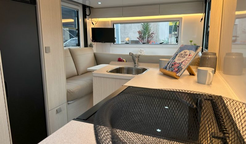 2025 SUNCAMPER Saxby V2 Motorhome full