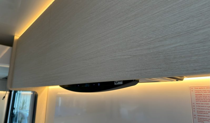 2025 SUNCAMPER Saxby V2 Motorhome full