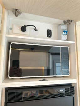 2025 SUNCAMPER Saxby V2 Motorhome full