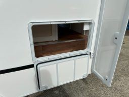 2025 SUNCAMPER Saxby V2 Motorhome full