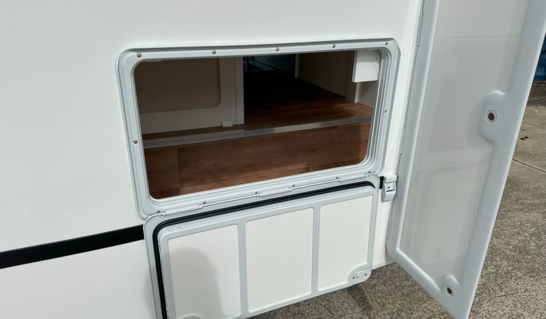 2025 SUNCAMPER Saxby V2 Motorhome full