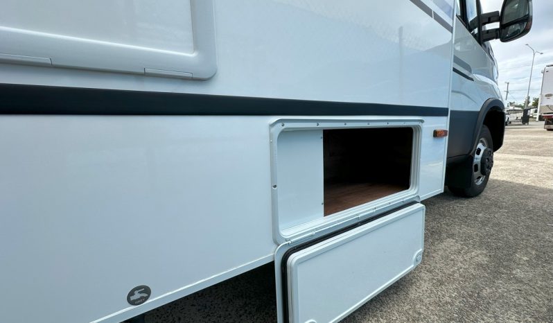 2025 SUNCAMPER Saxby V2 Motorhome full