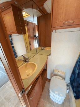 2006 WINNEBAGO Leisure Seeker full
