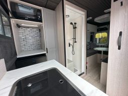 2022 PEUGEOT Boxer Campervan full
