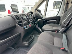 2022 PEUGEOT Boxer Campervan full