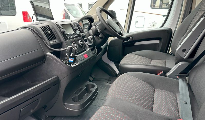 2022 PEUGEOT Boxer Campervan full