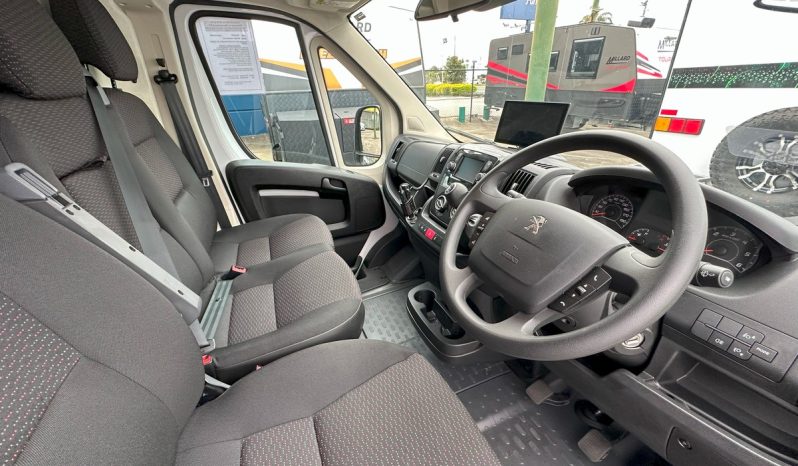 2022 PEUGEOT Boxer Campervan full