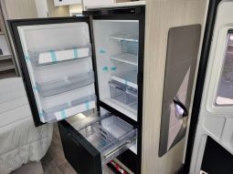 2025 Willow Kauri 2504 Motorhome (Brand New) full