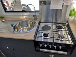 2025 Willow Conifer 520 Caravan 17ft9in (Brand New) full