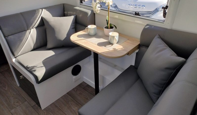 2025 Willow Conifer 520 Caravan 17ft9in (Brand New) full