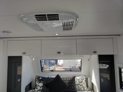 2025 Willow Conifer 520 Caravan 17ft9in (Brand New) full