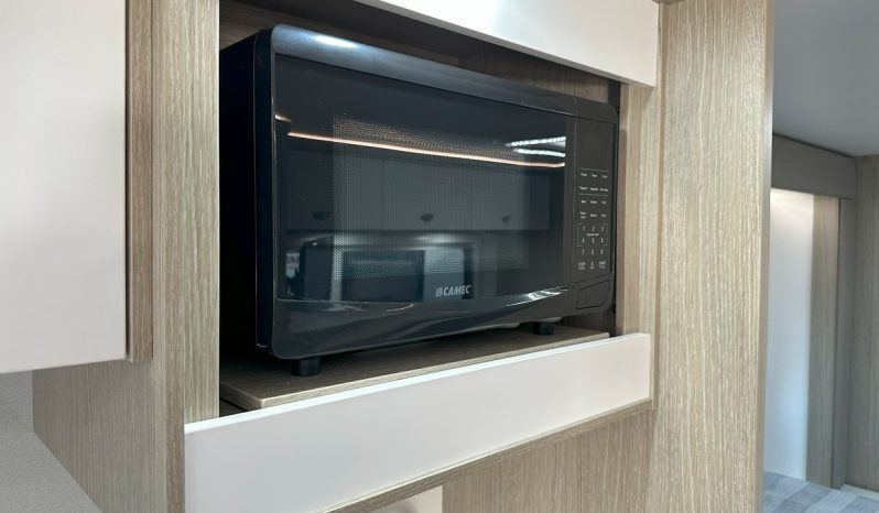 2025 Willow Ironbark 622 Caravan 21ft (Brand New) full