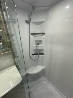 2025 Willow Ironbark 622 Caravan 21ft (Brand New) full