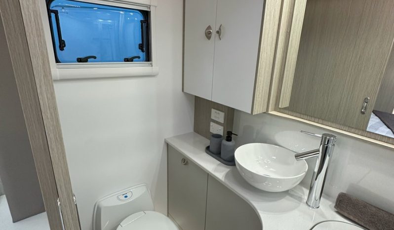 2025 Willow Ironbark 622 Caravan 21ft (Brand New) full