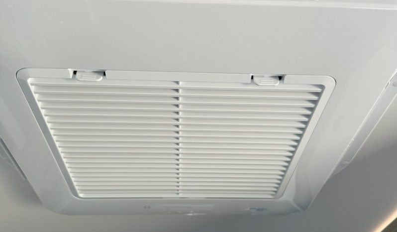 2025 Willow Ironbark 622 Caravan 21ft (Brand New) full