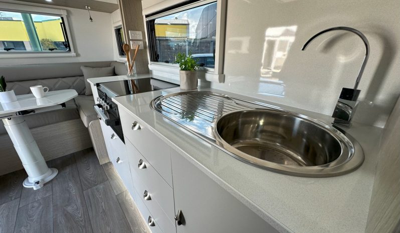 2025 Willow Ironbark 622 Caravan 21ft (Brand New) full