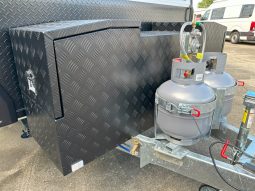 2025 Willow Ironbark 622 Caravan 21ft (Brand New) full