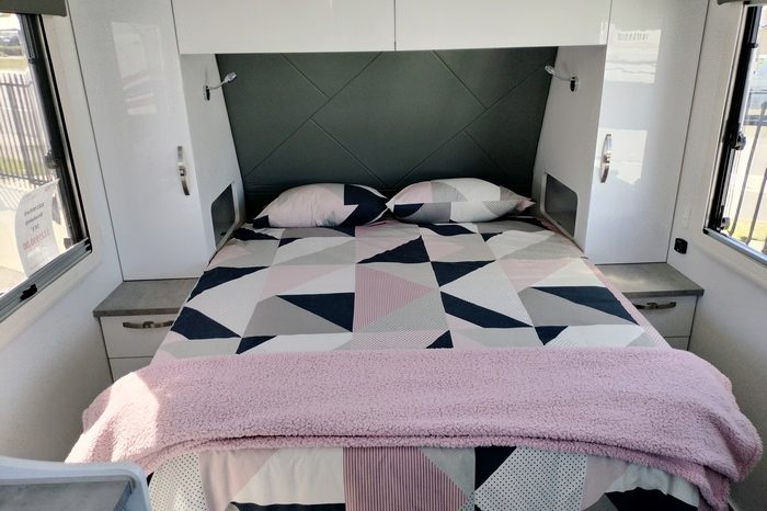 New Millard Breakaway 1760 RD Caravan 18’6″ (Brand New) full