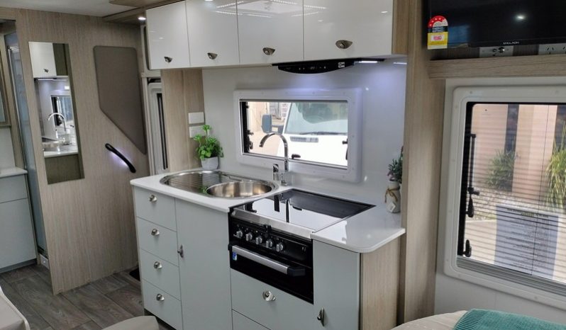 2025 Willow Conifer 5223 Caravan 18’10” (Brand New) full