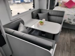 2025 Willow Conifer 5228 Caravan 19’3″ (Brand New) full