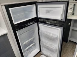 2025 Willow Conifer 5228 Caravan 19’3″ (Brand New) full