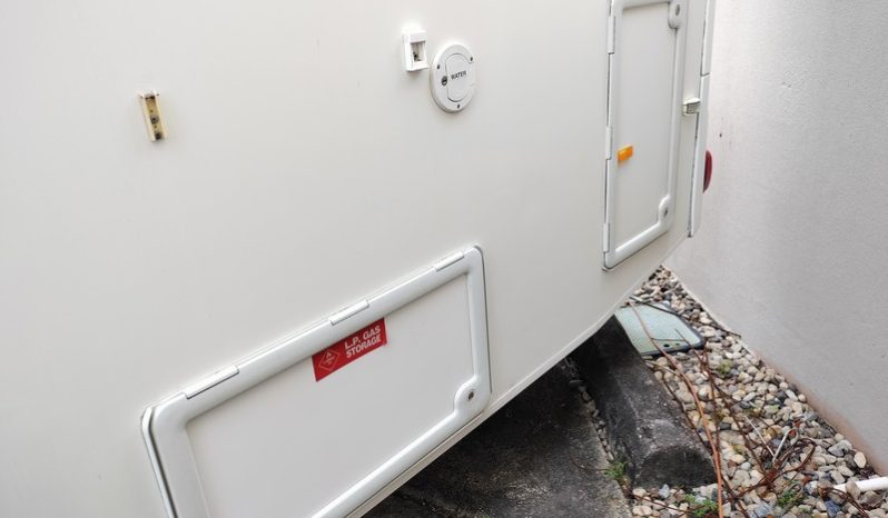 2015 Talvor Byron Motorhome (24ft) full