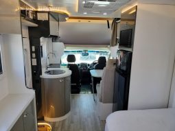 2019 Sunliner Switch S442 Motorhome full