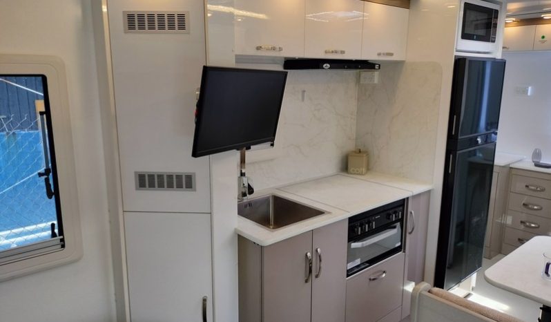 2025 ROADCRUISER Caravan (18ft) full