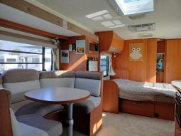 2011 Winnebago Esperance Motorhome (Slide-out) full