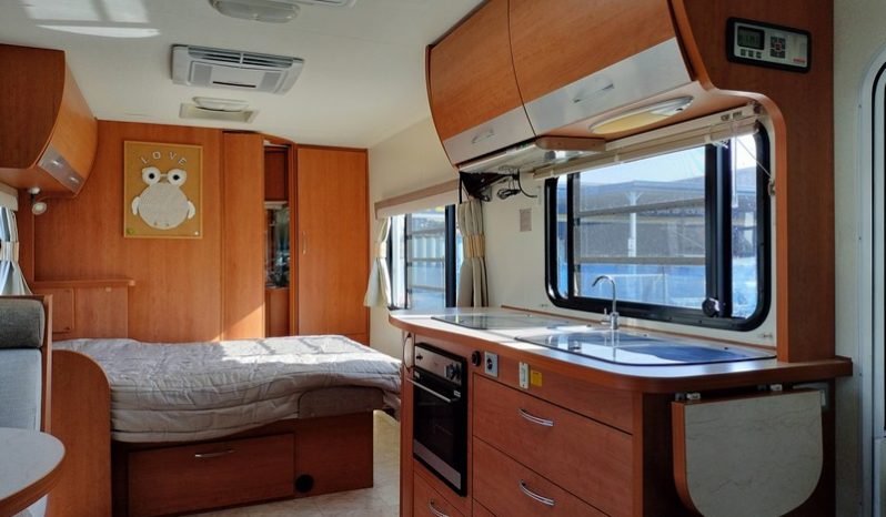 2011 Winnebago Esperance Motorhome (Slide-out) full