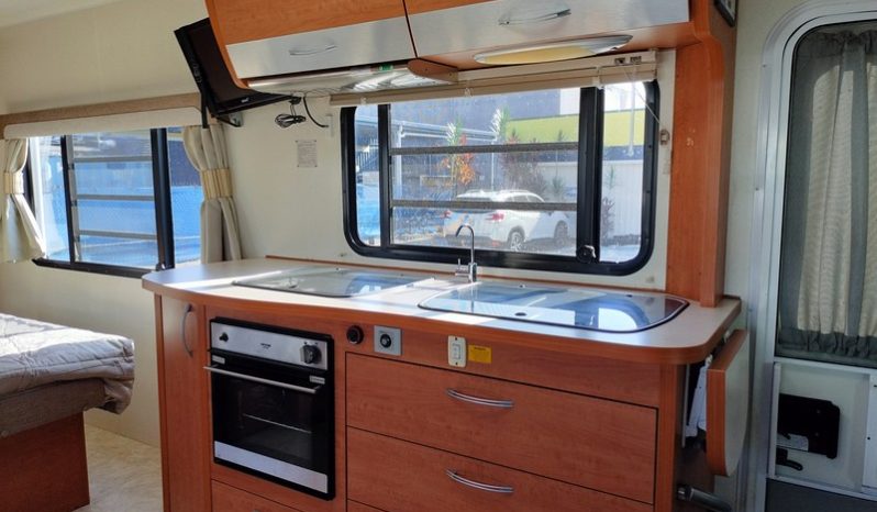 2011 Winnebago Esperance Motorhome (Slide-out) full